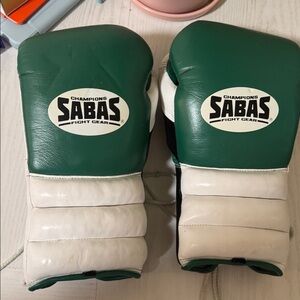 Sabas Fight Gear ProSeries Laced boxing gloves Green,  white, and black. 16oz